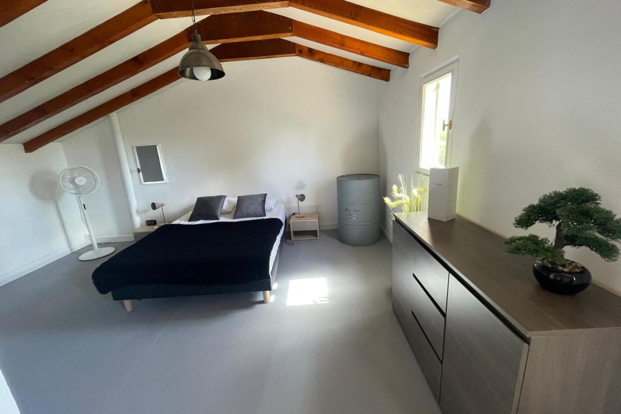 Beautiful And Spacious House Near The Sea Hébergement de vacances